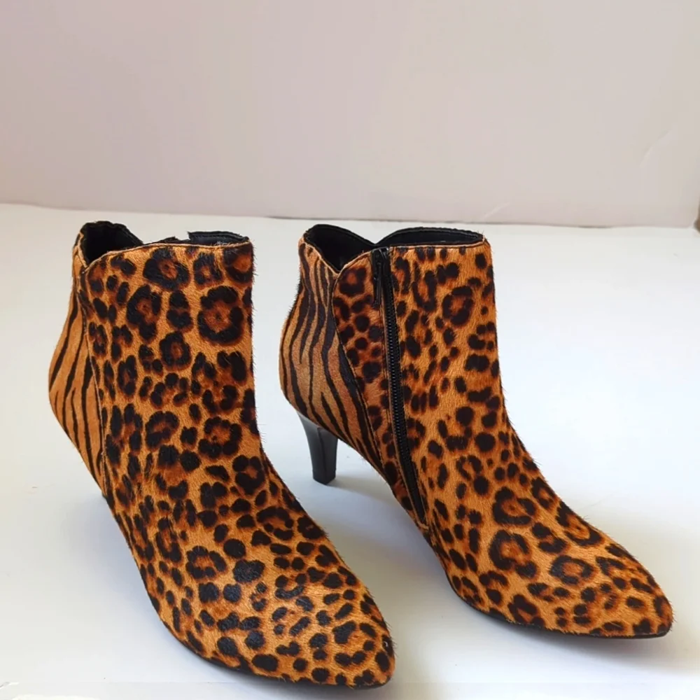 Alfani Dyed Calf Hair Harpper Bootie With Kitten Heel Size 7